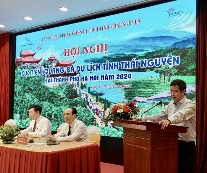 Phó Cục trưởng Cục Du lịch Quốc gia Việt Nam Nguyễn Lê Phúc phát biểu tại Hội nghị